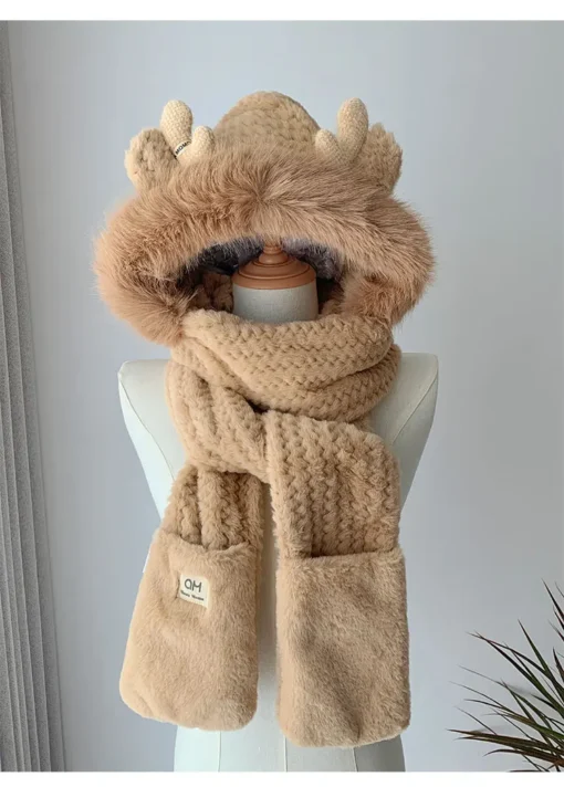 Elk Plush Hat & Scarf 2